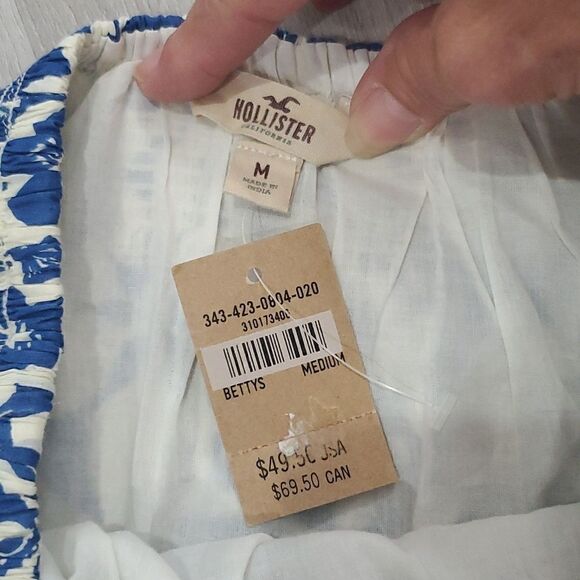 ✨️Hollister Sequin Floral Skirt, NWT,  Size Medium ✨️ - Picture 3 of 6